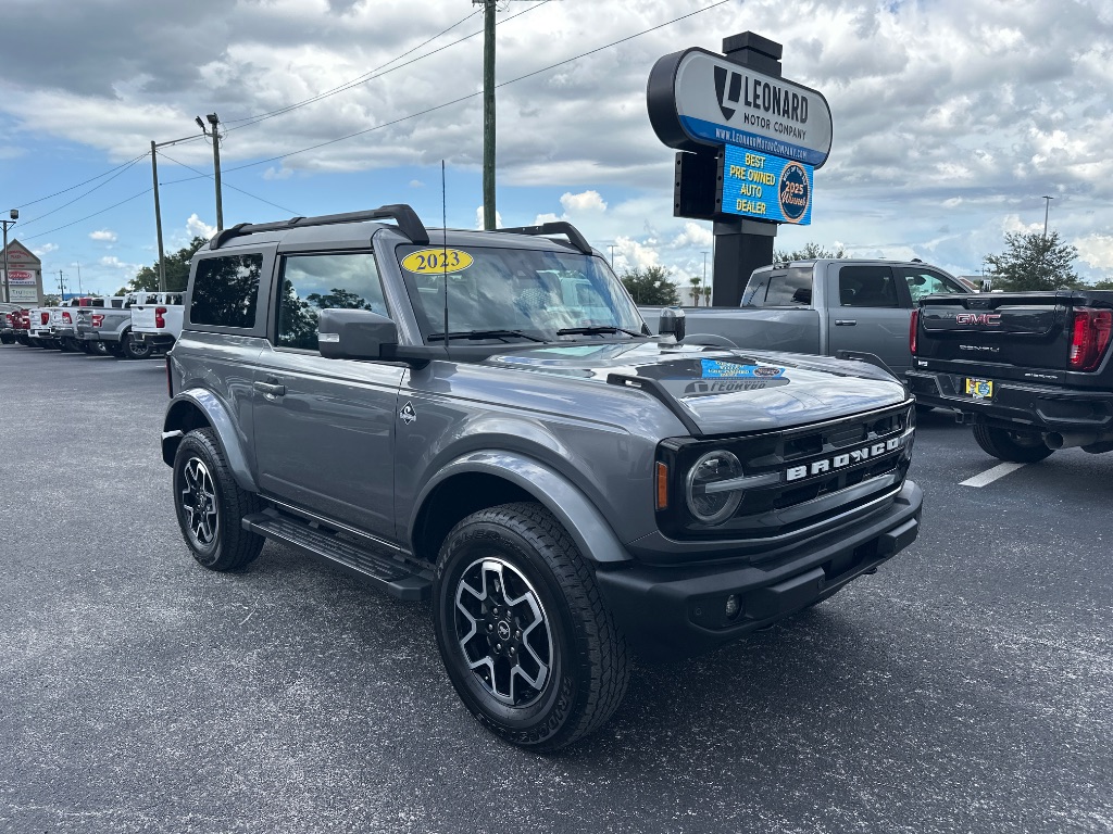 2023 Ford Bronco 2-Door Outer Banks's photo