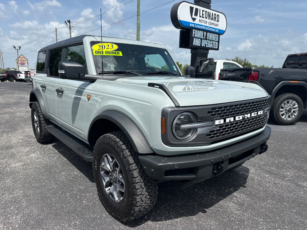 2023 Ford Bronco 4-Door Badlands's photo