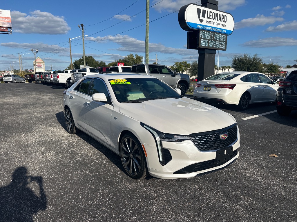 2022 Cadillac CT4 Luxury