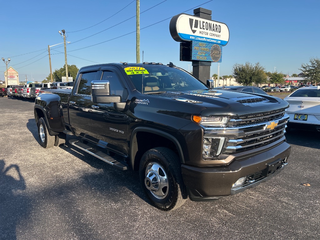 2021 Chevrolet Silverado 3500HD High Country's photo