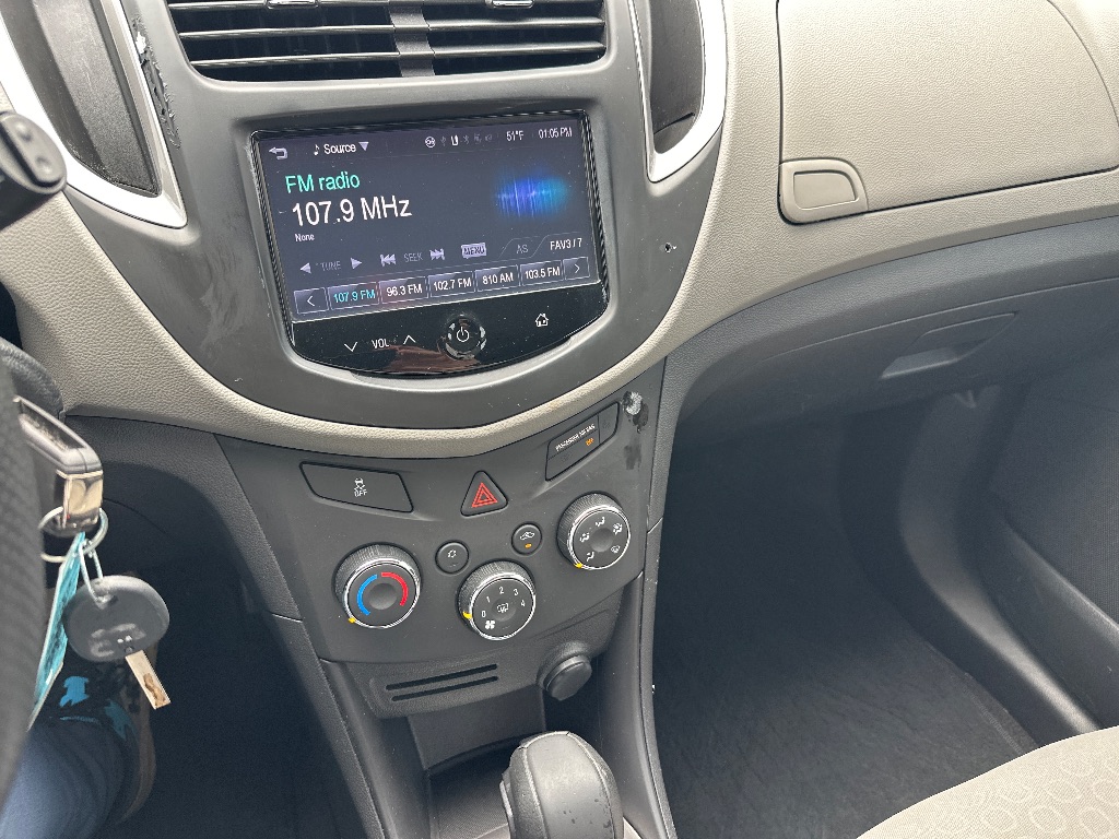2016 Chevrolet Trax LS - Photo 11