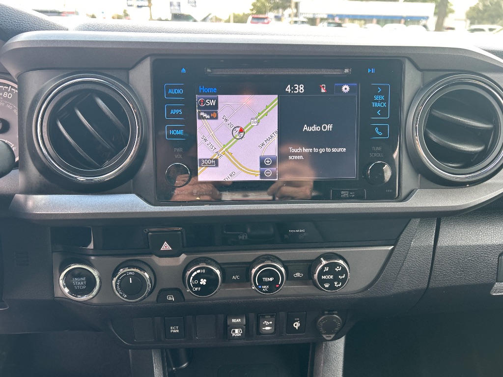 2018 Toyota Tacoma TRD Sport - Photo 10