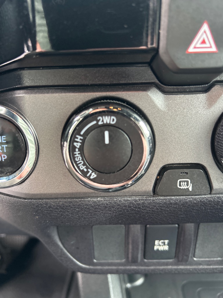 2018 Toyota Tacoma TRD Sport - Photo 12