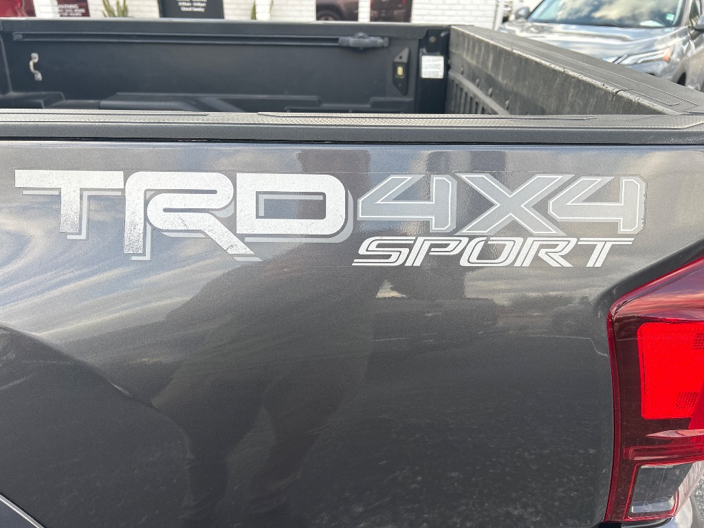 2018 Toyota Tacoma TRD Sport - Photo 22