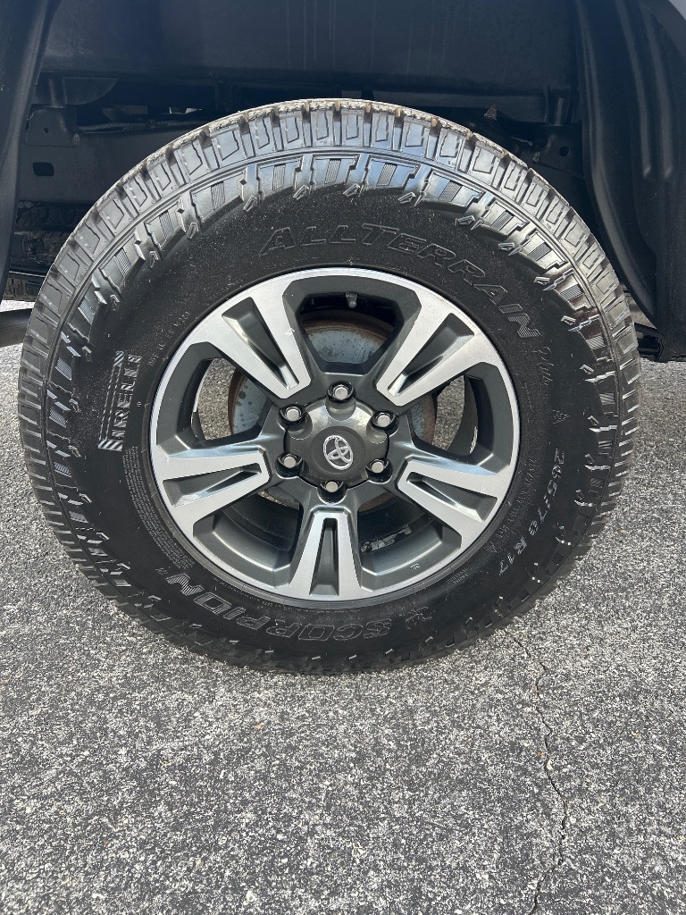 2018 Toyota Tacoma TRD Sport - Photo 21