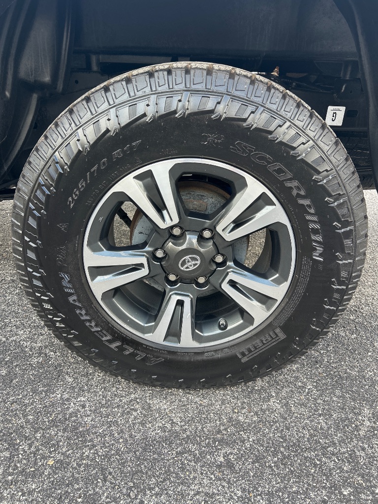 2018 Toyota Tacoma TRD Sport - Photo 20