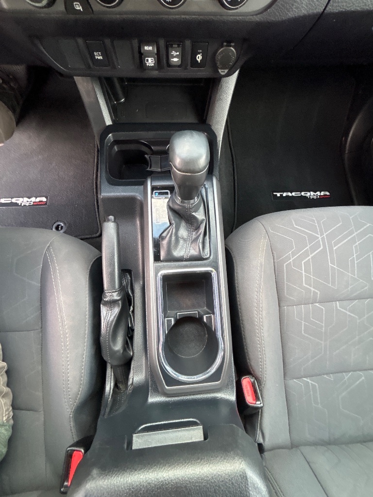 2018 Toyota Tacoma TRD Sport - Photo 13