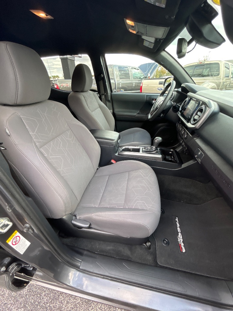 2018 Toyota Tacoma TRD Sport - Photo 16